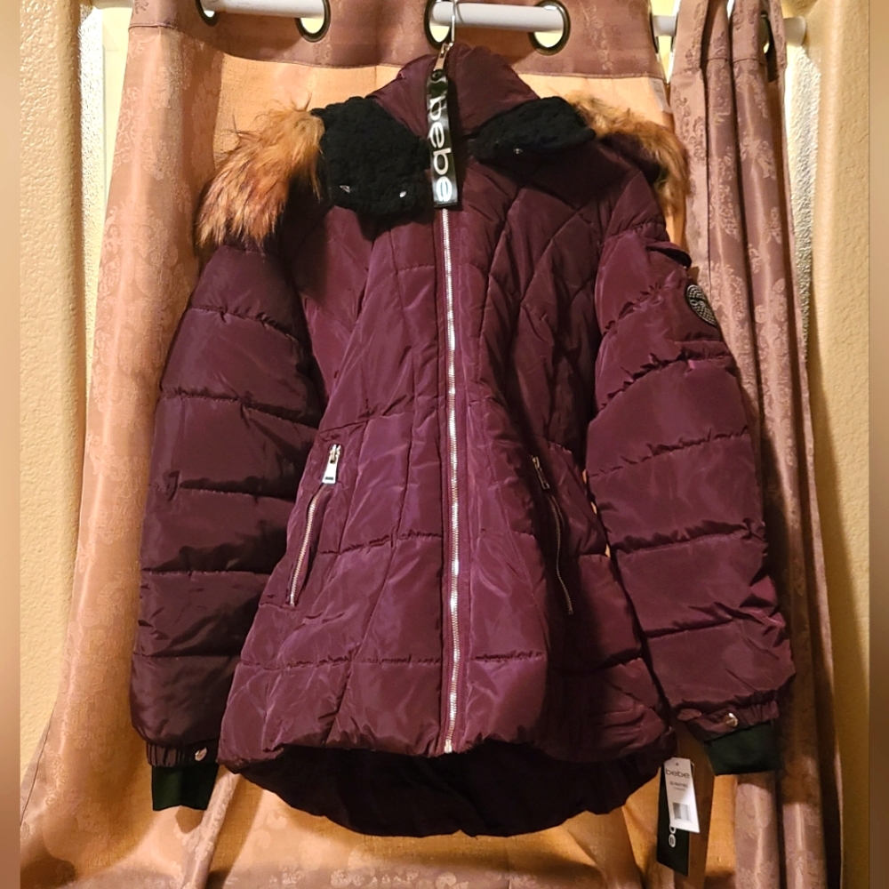 Bebe Women's Puffer Jacket, Large, Cranberry Red